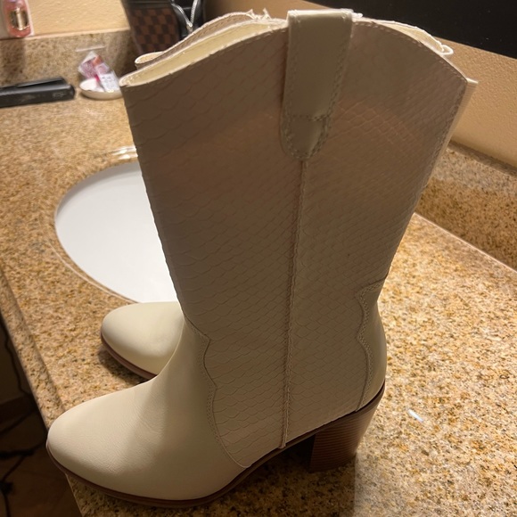 Torrid Cowboy Boots - Picture 2 of 3